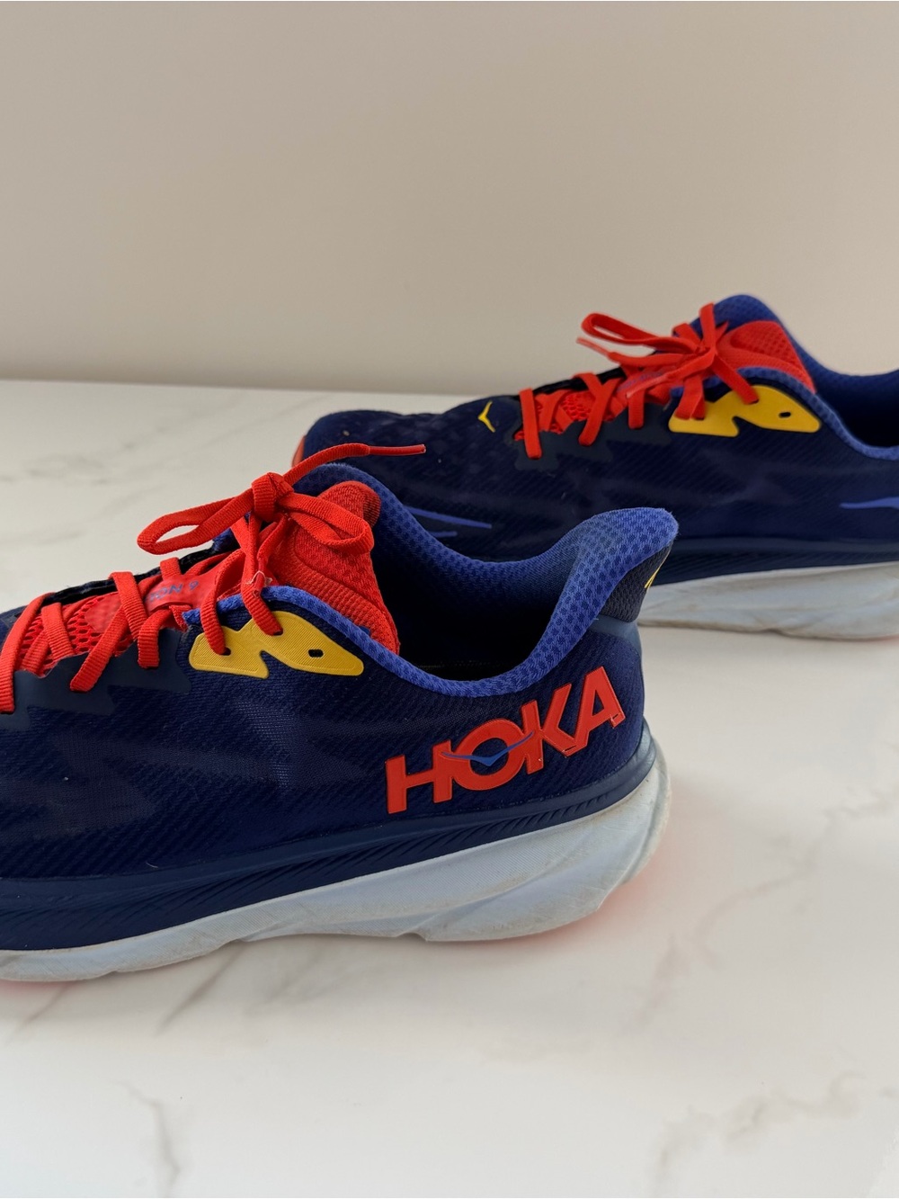 Hoka One One Clifton 9 Men's Running Shoes Size 13 D Blue Red Yellow Mesh